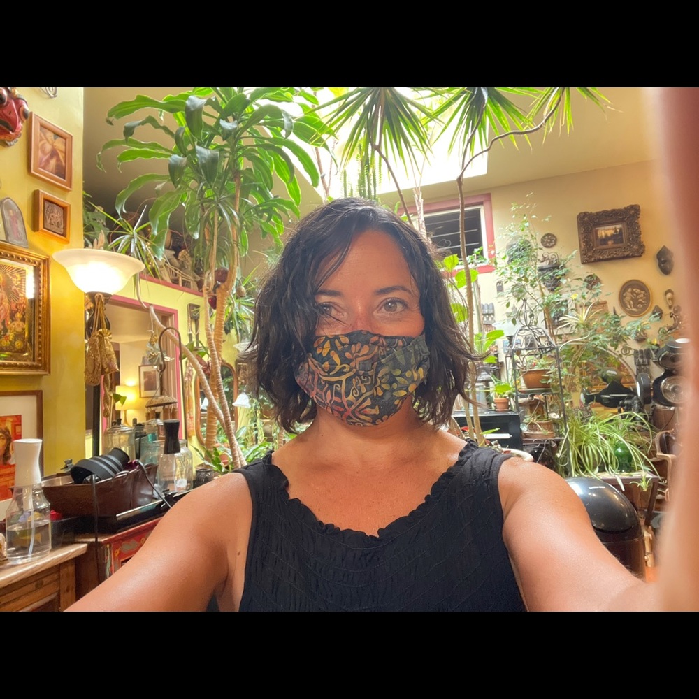 Meet your Posher, Dina